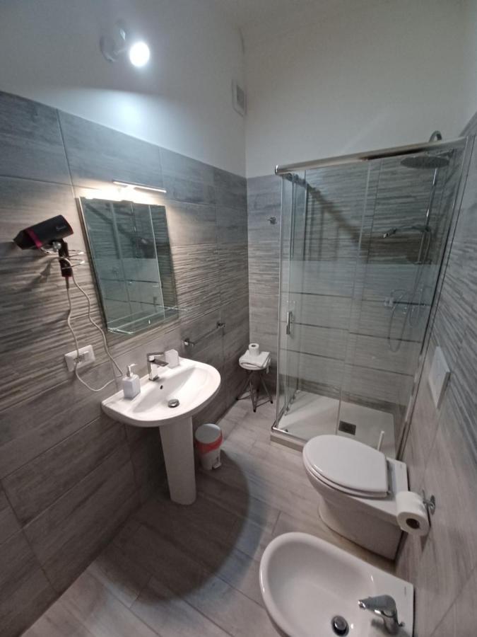 カターニア La Stazione 92 Bed & Breakfast エクステリア 写真