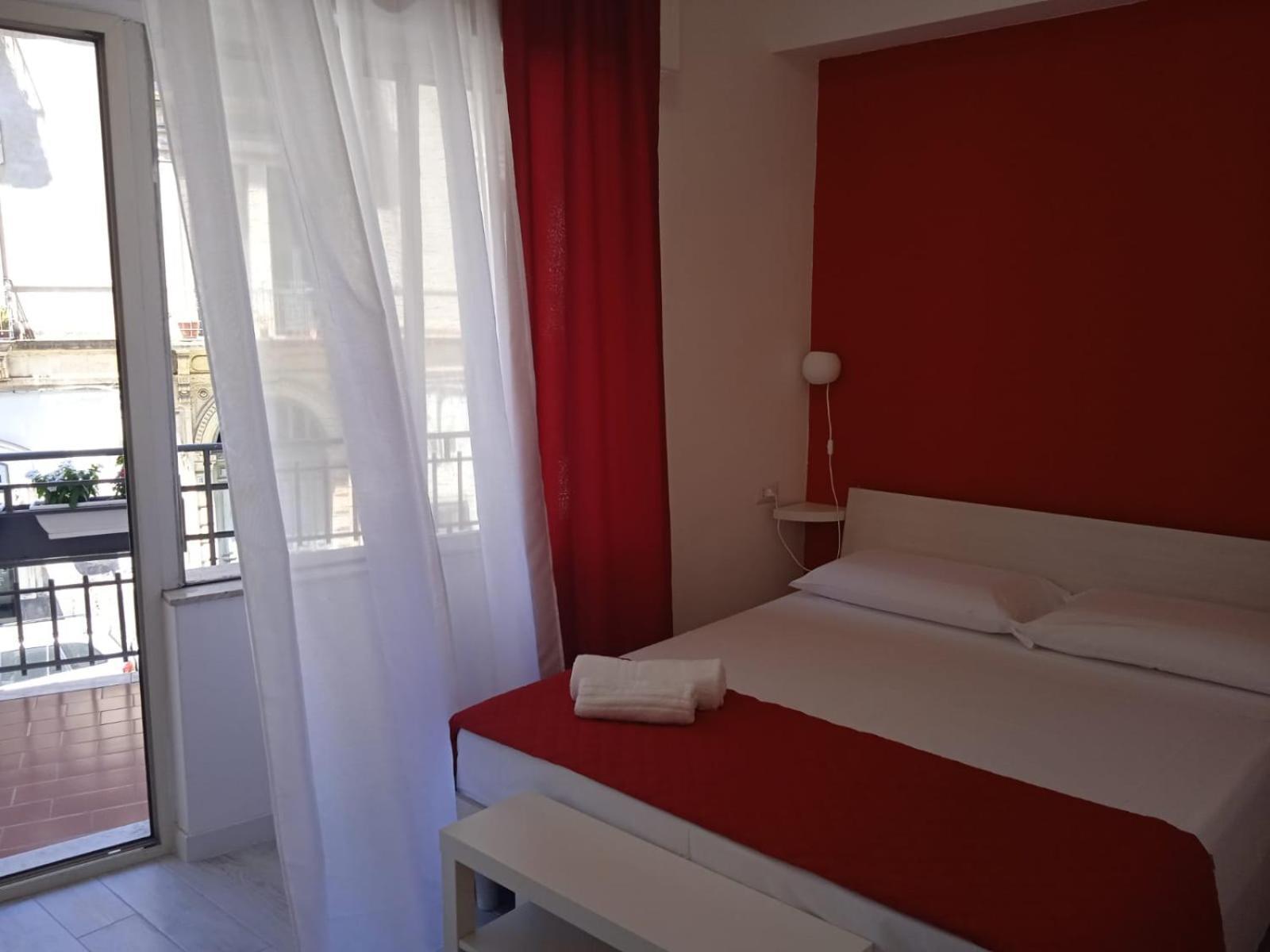 カターニア La Stazione 92 Bed & Breakfast エクステリア 写真