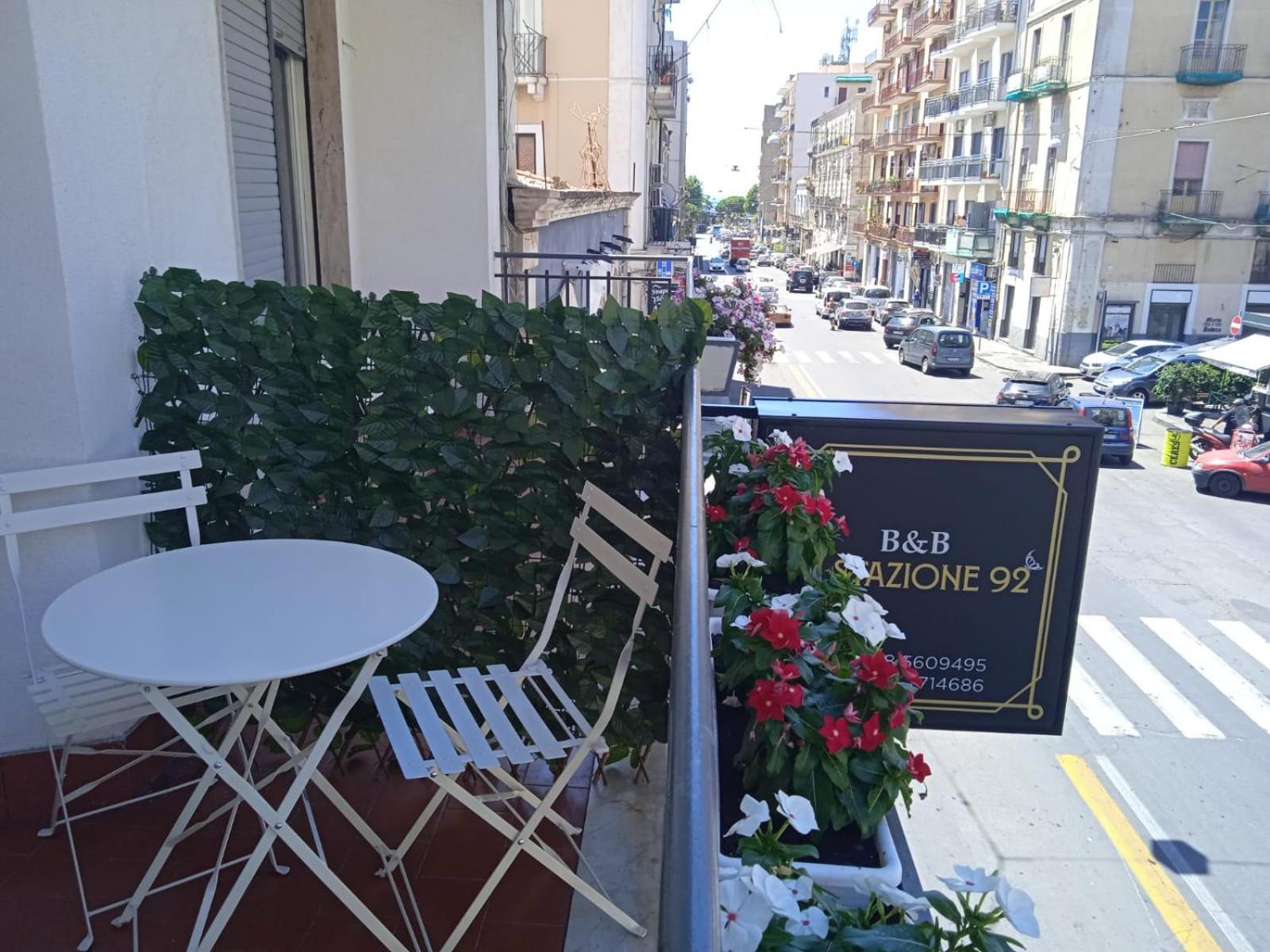 カターニア La Stazione 92 Bed & Breakfast エクステリア 写真