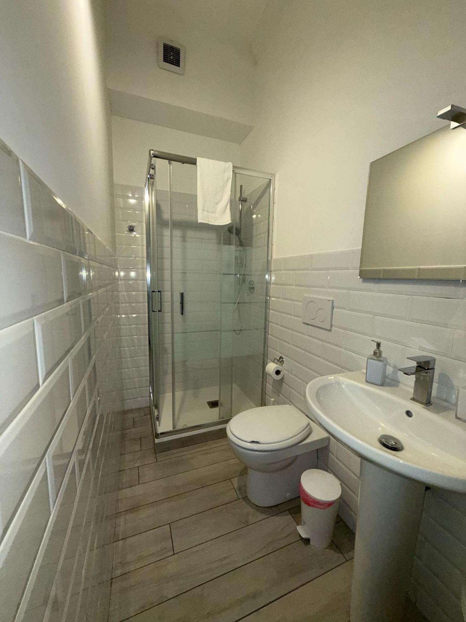カターニア La Stazione 92 Bed & Breakfast エクステリア 写真